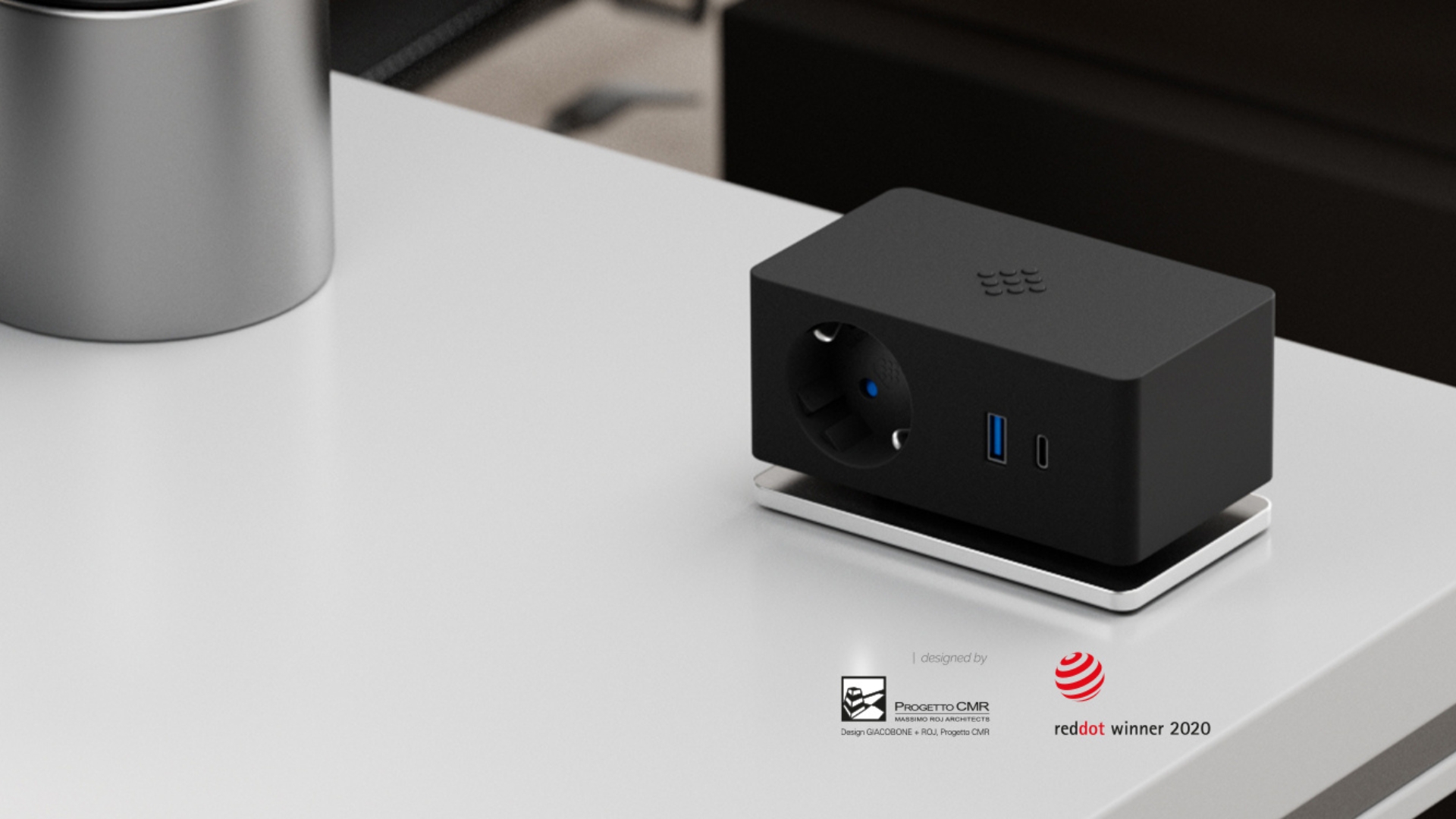 VersaQ: mobile device charging module